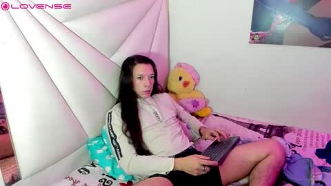 ale_noah_xxx online show from April 15, 2026, 8:43 am