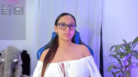 Snapshot of aleaa_ chatting on October 17, 2025, 3:42 am aleaa online show from October 17, 2025, 3:42 am