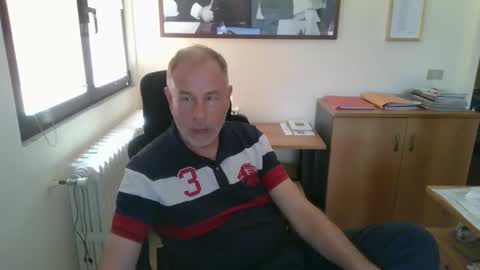 aleandela online show from May 25, 2026, 1:50 pm
