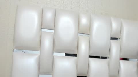 Snapshot of aleanders_ chatting on October 1, 2025, 12:22 pm aleanders online show from October 1, 2025, 12:22 pm