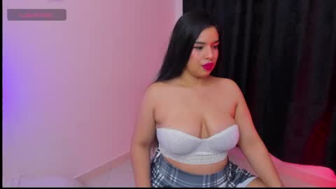 Roxana online show from April 16, 2026, 6:14 am