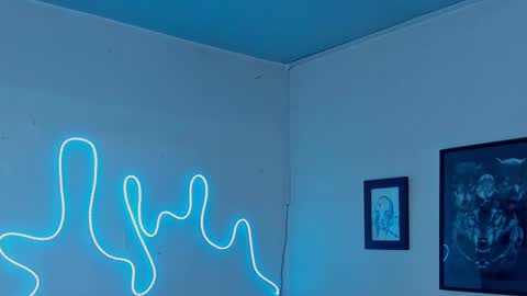 Alejandra online show from October 28, 2025, 4:49 am