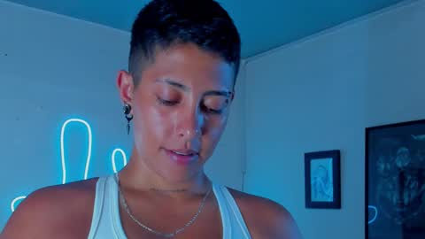 Alejandra online show from November 8, 2025, 3:29 am