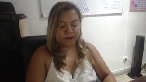  Aleja  online show from May 9, 2026, 3:50 pm
