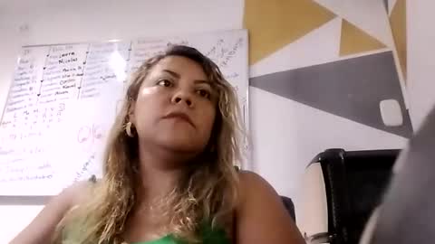  Aleja  online show from May 18, 2026, 10:59 pm