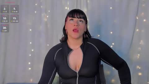 Aleja online show from November 25, 2025, 3:17 am