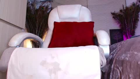 Alejandra online show from January 12, 2025, 7:00 am