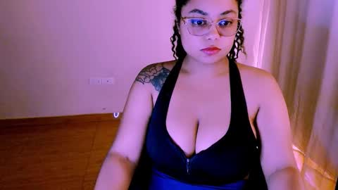 Alejandra  online show from November 7, 2025, 5:02 pm