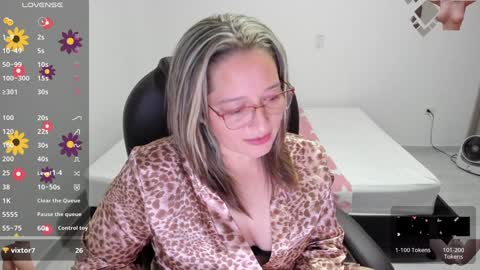 alejandra online show from February 5, 2025, 12:10 am