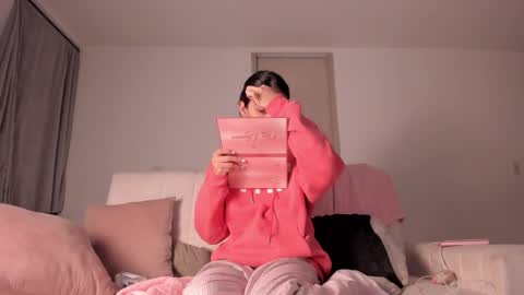 alejandraaa_ online show from January 6, 2026, 2:04 am