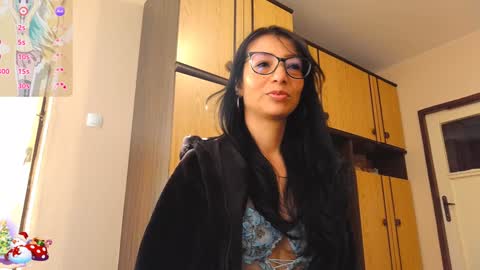 Alejandra online show from December 31, 2024, 7:53 am