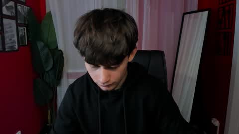 Alejandro online show from November 23, 2025, 8:41 pm