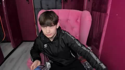 Alejandro online show from December 2, 2025, 5:57 am