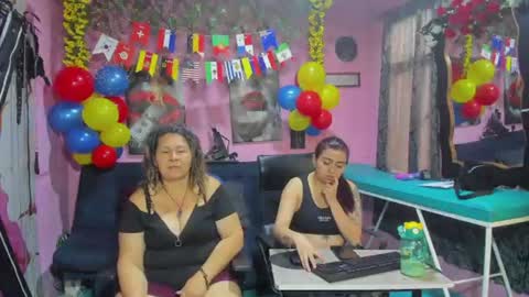 zoe and Kataleya online show from June 16, 2026, 1:36 pm