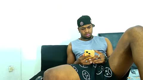 Snapshot of alejo_21cm chatting on January 30, 2025, 2:06 am alejo_21cm online show from January 30, 2025, 2:06 am