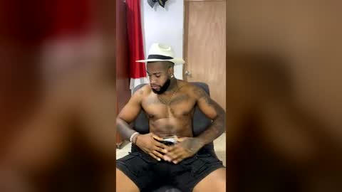 Snapshot of alejo_21cm chatting on June 20, 2026, 10:45 pm alejo_21cm online show from June 20, 2026, 10:45 pm