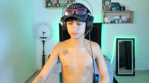 alejo online show from November 19, 2025, 12:54 am