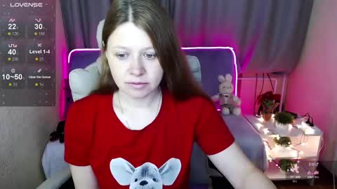 Snapshot of alekasamui chatting on December 9, 2024, 12:34 am Aleksa online show from December 9, 2024, 12:34 am