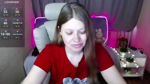 Snapshot of alekasamui chatting on March 4, 2025, 3:44 am Aleksa online show from March 4, 2025, 3:44 am