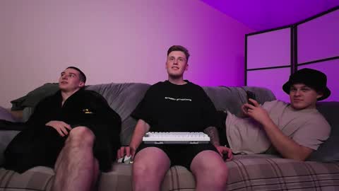 Alex and Linar online show from October 25, 2025, 6:35 pm