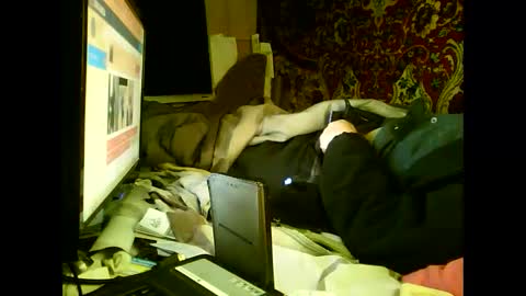 Snapshot of alekss4 chatting on March 4, 2025, 12:22 pm alekss4 online show from March 4, 2025, 12:22 pm