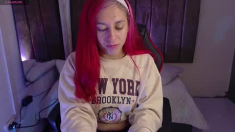 alektra_bryce online show from November 9, 2025, 7:34 pm