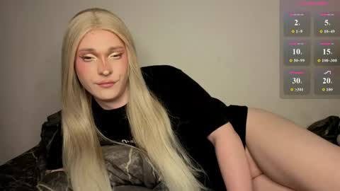 Snapshot of alena_dubai chatting on May 11, 2026, 8:42 am ALENA INDEPENDENT MODEL online show from May 11, 2026, 8:42 am