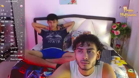 ALENDERS online show from October 26, 2025, 2:12 pm