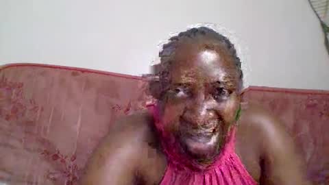 Noreen Kennth and Emilly online show from November 18, 2025, 7:02 am