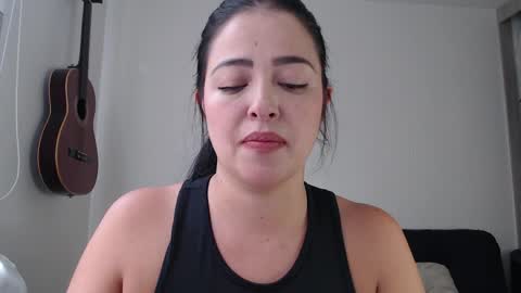 Snapshot of aleska_bell69 chatting on May 13, 2026, 4:04 pm Aleska online show from May 13, 2026, 4:04 pm