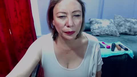 Snapshot of aleska_sex chatting on January 24, 2025, 4:28 pm ALESKA online show from January 24, 2025, 4:28 pm