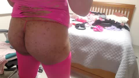 Snapshot of alessalindo840 chatting on January 4, 2025, 8:28 am AlessaBabyGirl840 online show from January 4, 2025, 8:28 am