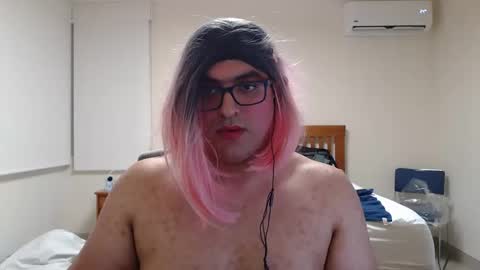 Snapshot of alessalindo840 chatting on November 11, 2025, 4:23 am AlessaBabyGirl840 online show from November 11, 2025, 4:23 am