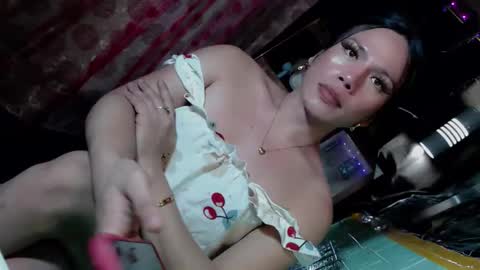 alessandra_megzz online show from February 14, 2026, 9:28 am