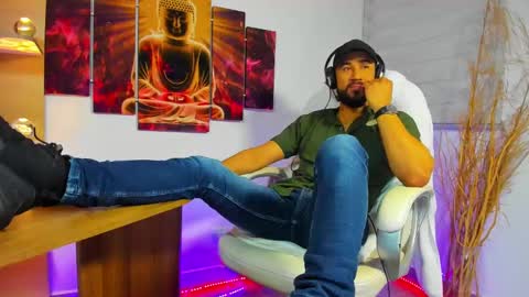 Snapshot of alessandro__wye chatting on January 16, 2025, 10:10 am ALESSANDRO WYE online show from January 16, 2025, 10:10 am