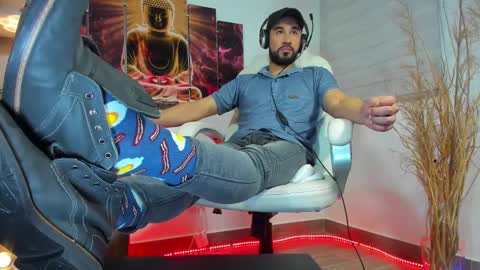 Snapshot of alessandro__wye chatting on February 18, 2025, 8:05 am ALESSANDRO WYE online show from February 18, 2025, 8:05 am