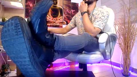 Snapshot of alessandro__wye chatting on March 12, 2025, 7:24 am ALESSANDRO WYE online show from March 12, 2025, 7:24 am