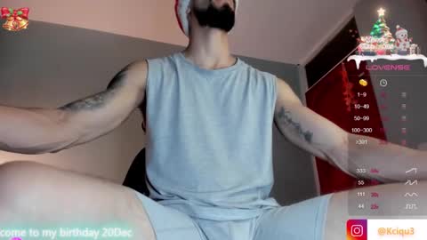 Kciqu3  Independent model online show from December 16, 2024, 11:28 pm