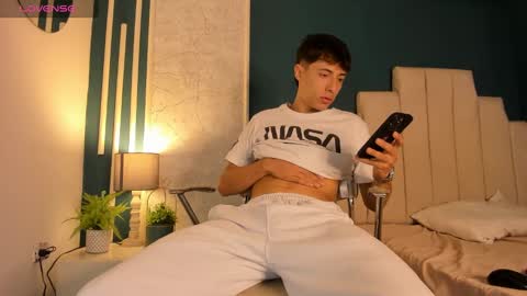 Alessandro Dybala online show from January 18, 2025, 11:43 am