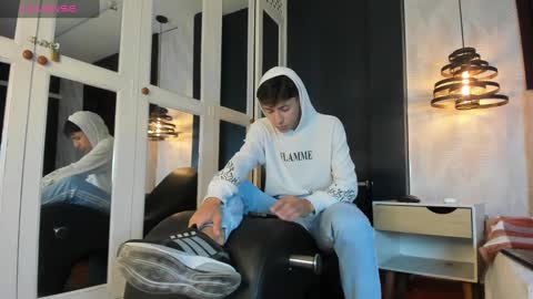 Alessandro Dybala online show from February 20, 2025, 12:04 pm