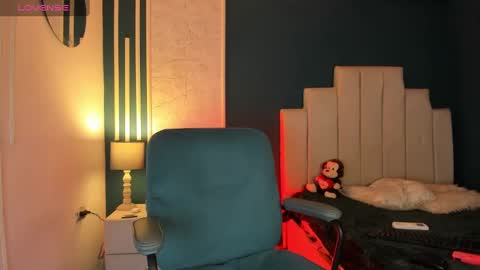 Alessandro Dybala online show from February 26, 2025, 3:19 pm