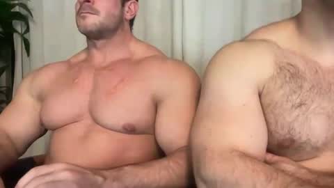 Alessandrobuilder online show from November 22, 2025, 12:09 am