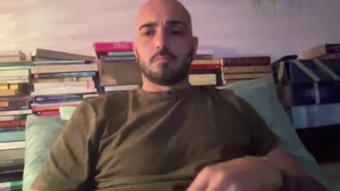 alessandromori91 online show from April 10, 2026, 9:52 pm