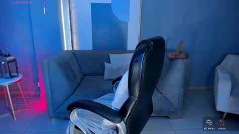 ALESSA ROMERO  online show from December 13, 2025, 7:53 pm