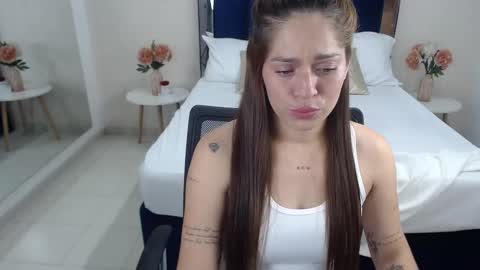 Snapshot of alessia_beth chatting on January 30, 2025, 7:04 pm ALESSIA online show from January 30, 2025, 7:04 pm