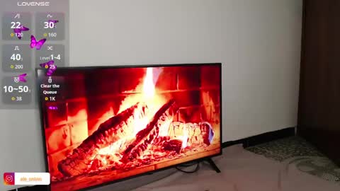 alessia_santorinni online show from April 2, 2026, 7:11 pm