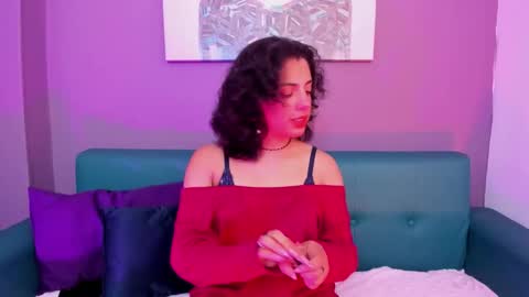 Snapshot of alessiia__ chatting on November 11, 2025, 3:50 am alessiia__ online show from November 11, 2025, 3:50 am