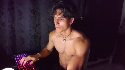 alessio Vale online show from June 5, 2026, 5:14 am
