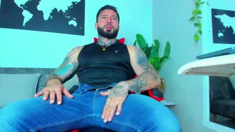 Aless Rose online show from May 5, 2026, 9:23 pm