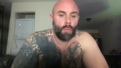 Snapshot of alesterwhite chatting on November 23, 2025, 1:38 am alesterwhite online show from November 23, 2025, 1:38 am